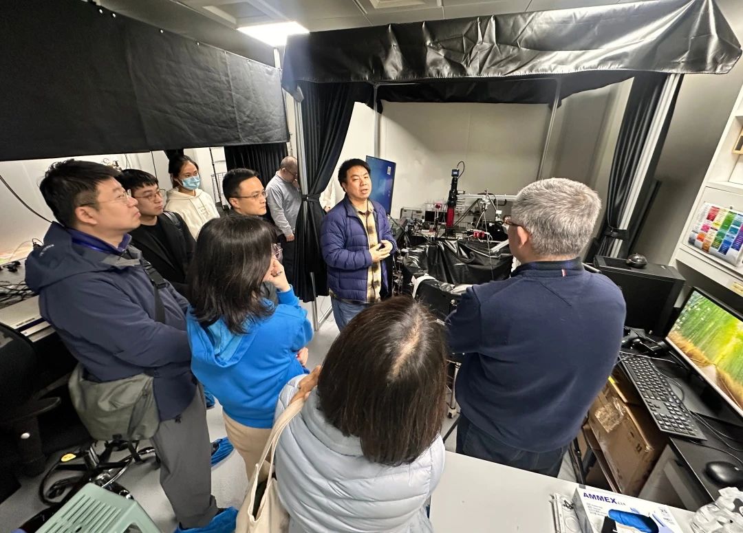 新设备丨大视场微型化双光子荧光显微成像系统通过技术验收 新设备丨大视场微型化双光子荧光显微成像系统通过技术验收
