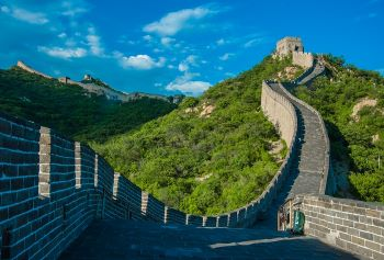 中国科大首次实现量子微纳卫星与可移动地面站间的实时星地量子密钥分发 中国科大首次实现量子微纳卫星与可移动地面站间的实时星地量子密钥分发