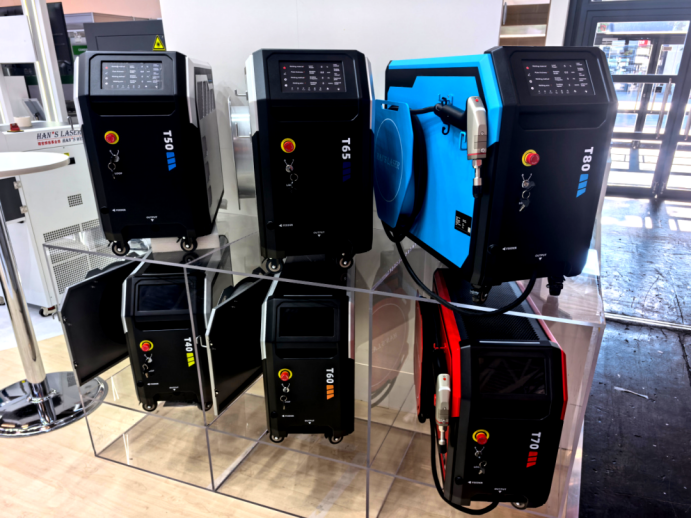 300+中国光电企业“硬核”出征,这抹“中国红”点亮慕尼黑 300+中国光电企业“硬核”出征,这抹“中国红”点亮慕尼黑