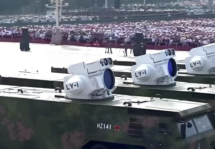 大盘点!九三阅兵背后的光学技术 大盘点!九三阅兵背后的光学技术