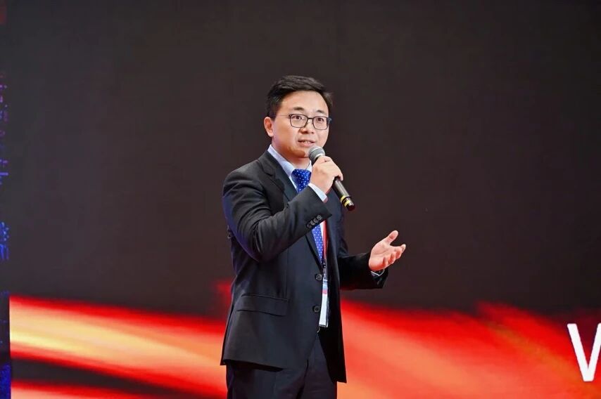 ERC三连冠!Light编委丁飞教授第三次获得欧盟ERC资助 ERC三连冠!Light编委丁飞教授第三次获得欧盟ERC资助