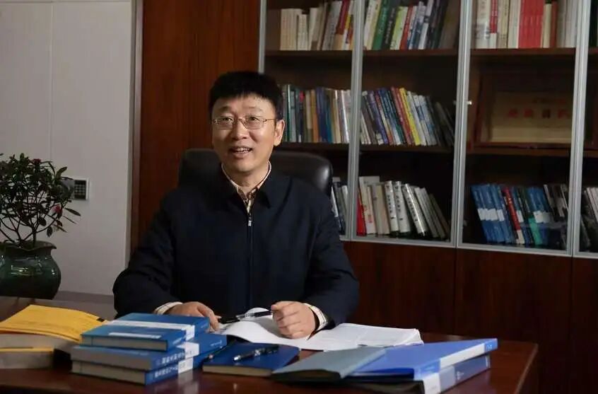 光明日报 | 全国人大代表罗先刚:打造战略科技力量“第四极”,纵深推进科技强国建设 光明日报 | 全国人大代表罗先刚:打造战略科技力量“第四极”,纵深推进科技强国建设