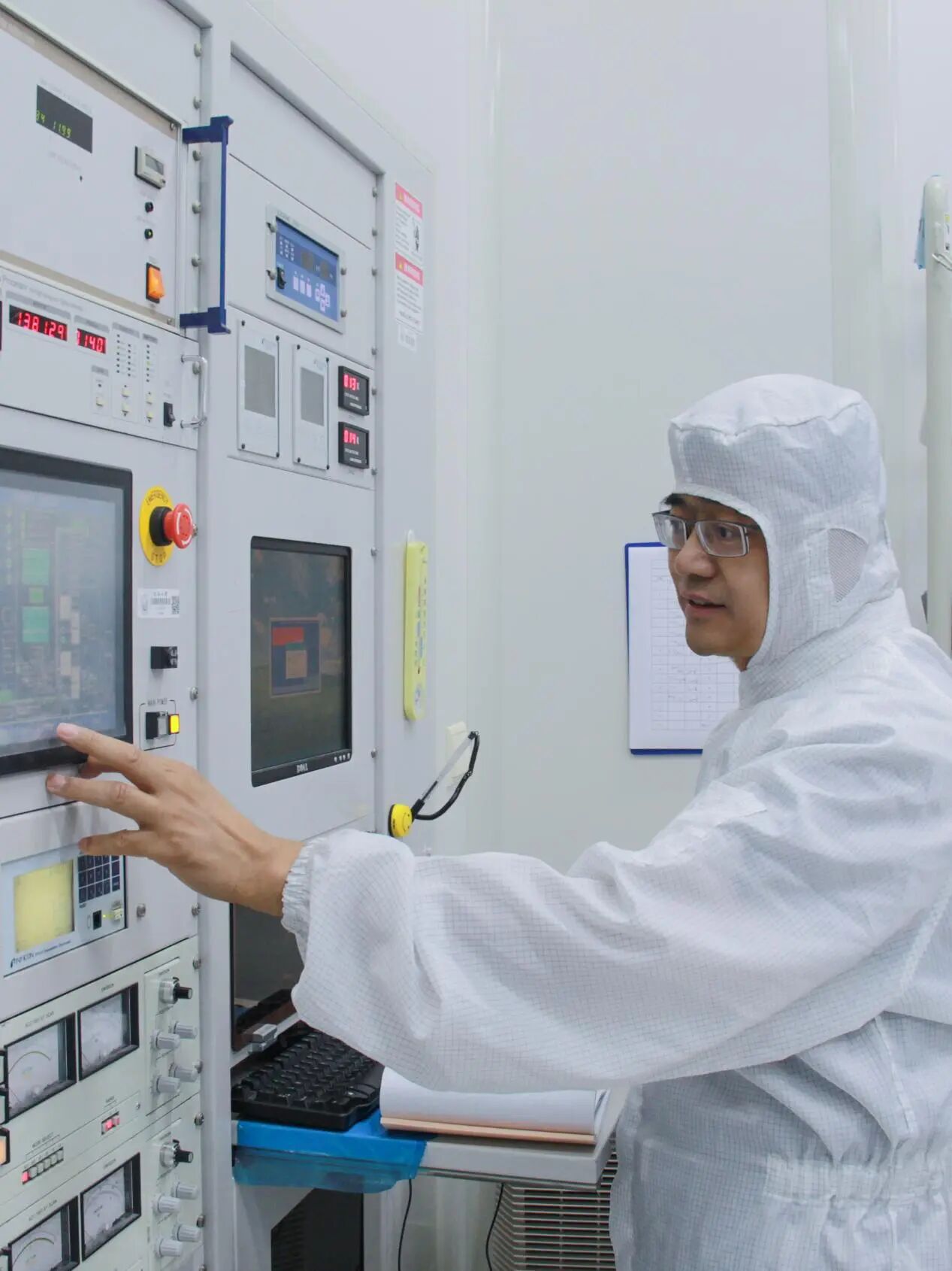 专访 | 同济大学王占山教授：以定量科学筑光学薄膜根基，在“全光谱”中追求极致
